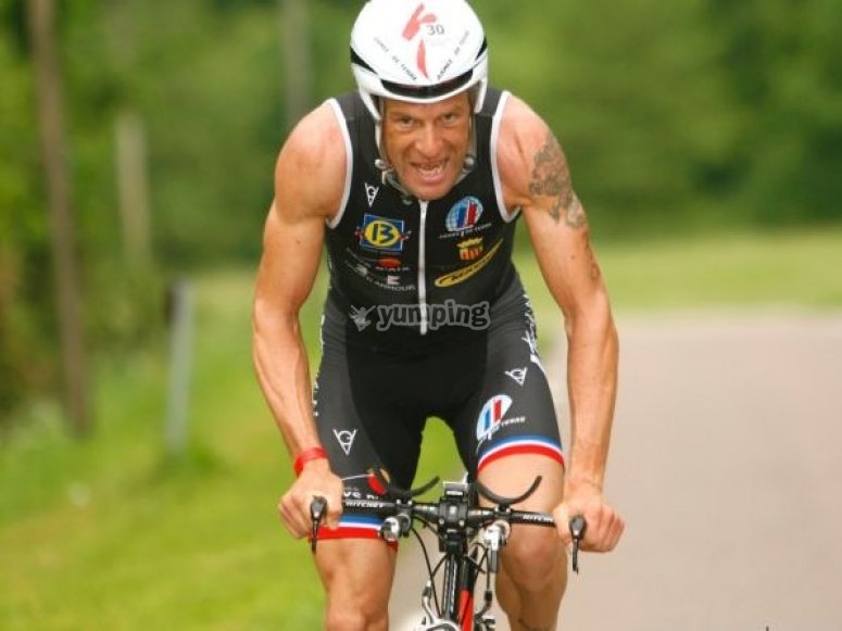 On the bike /tb_biking effort face.jpg
